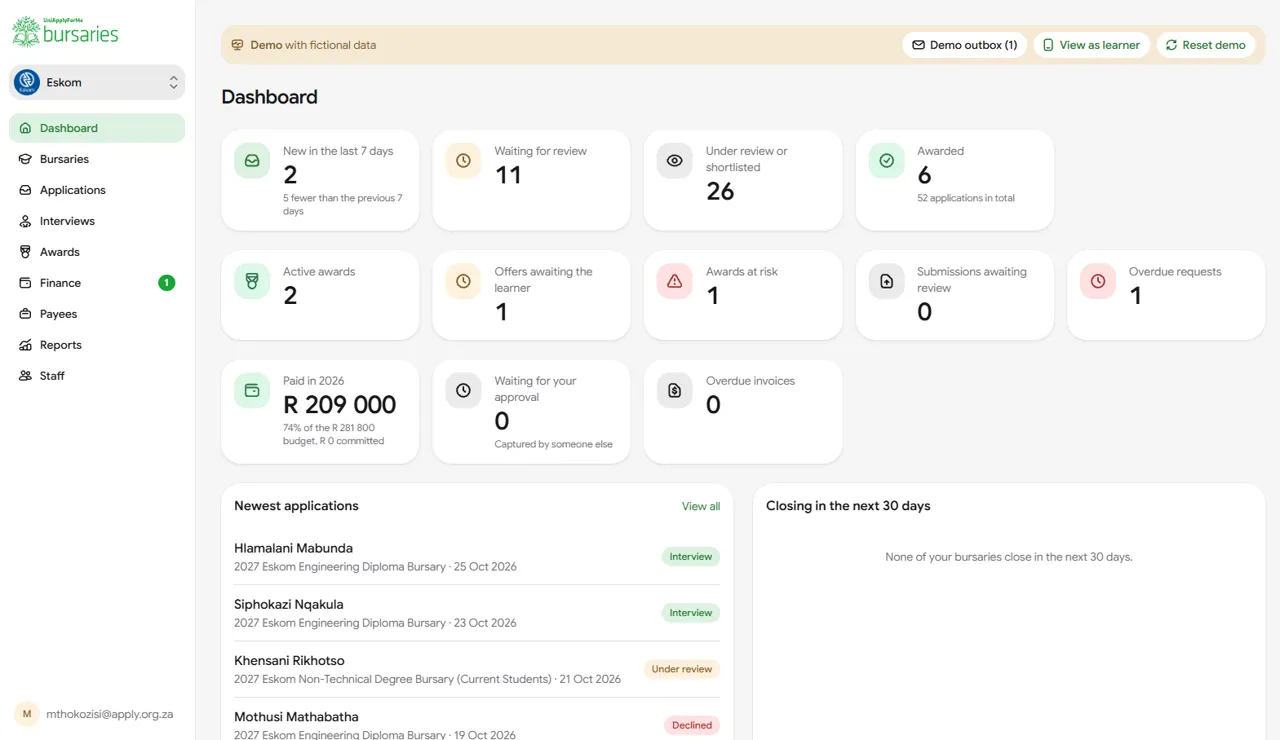 Screenshot of UniApplyForMe Bursaries